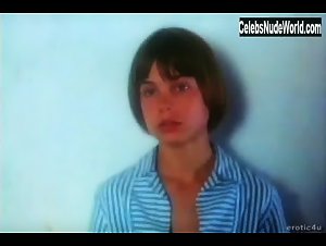 Anja Schute Explicit , Brunette in Tendres cousines (1980) 16