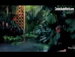 Anny Duperey in La rose ecorchee (1970) 13