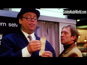 Ann-Mari Max Hansen in Mig og mafiaen (1973) 17