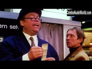 Ann-Mari Max Hansen in Mig og mafiaen (1973) 18