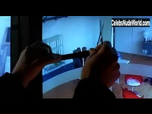 Anna Mouglalis Smok , Sensual scene in Novo (2002) 2