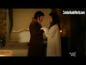 Anna Safroncik in La figlia di Elisa - Ritorno a Rivombrosa (series) (2007) 1