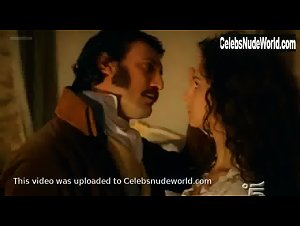 Anna Safroncik in La figlia di Elisa - Ritorno a Rivombrosa (series) (2007) 8