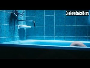 Anna Starshenbaum Big boobs , Big Butt in Detyam do 16... (2010) 15