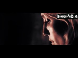 Annabelle Wallis in Sword of Vengeance (2015) 5