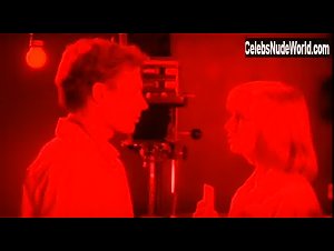 Anne Bie Warburg in Der ma vaere en sengekant! (1975) 14