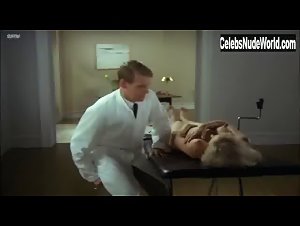 Anne Grete Nissen in Uden en traevl (1968) 2