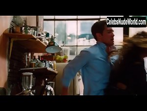 Anne Hathaway High Heels , Hot in Love and Other Drugs (2010) 10