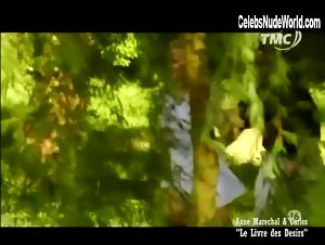 Anne Marechal Redhead , Outdoor in Le livre des desirs (1996) 1