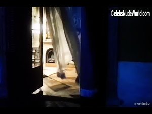 Anne Parillaud Lingerie , Explicit in Patrizia (1980) 5