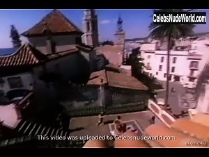 Anne Parillaud Bouncing boobs , Funny in Patrizia (1980) 9