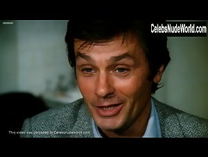 Anne Parillaud in Pour la peau d'un flic (1981) 8
