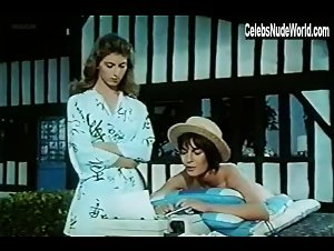 Anne Parillaud in Juillet en septembre (1988) 17