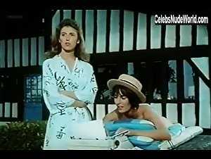 Anne Parillaud in Juillet en septembre (1988) 19