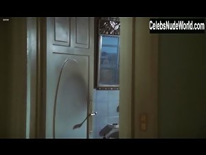 Anne Parillaud in Le battant (1983) 14