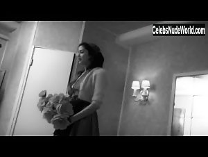 Anne-Sophie Franck in Rose, c'est Paris (2010) 13