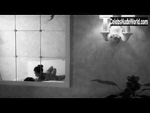 Anne-Sophie Franck in Rose, c'est Paris (2010) 3