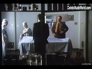 Annette Bening in Grifters (1990) 11