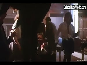 Annette Bening Cleavage , Flashing in Grifters (1990) 10