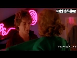 Annette O'Toole in Cross My Heart (1987) 3