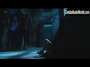 Antonella Ferrari hot , boobs in El Marginal (series) (2016) 16