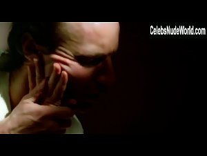 Antonella Giacomini in Blade Violent - I violenti (1983) 4