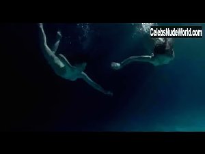 Ariadna Cabrol Wet , Explicit scene in Eloise (2009) 1