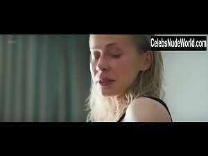 Kasia Warnke nude, sex scene in Botoks (2017) 3