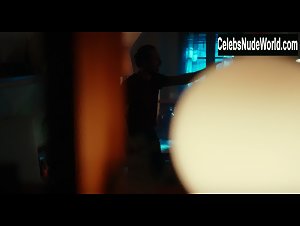 Kasia Smutniak in Made in Italy (2018) 8