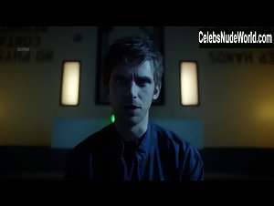 Aubrey Plaza in Legion (series) (2017) 9