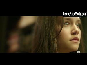 Audrey Bastien in Bye Bye Maman (2012) 7