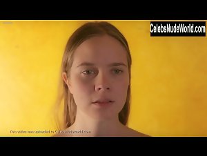 Aurelie Houguenade Outdoor , Explicit in 4:48 (2014) 2