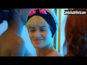 Aure Atika in Bimboland (1998) 17