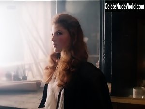 Aurelija Anuzhite boobs , Explicit in Zirneklis (1992) 5
