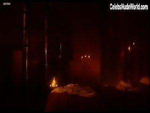 Ayanta Barilli in Don Juan en los infiernos (1991) 1