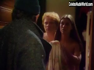 Asa Norman Brunette , boobs in Losa forbindelser (series) (1985) 3