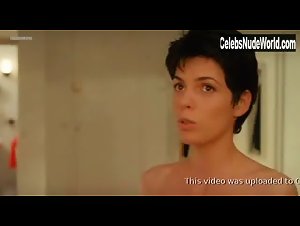 Elizabeth Bourgine Corset , boobs in Cours prive (1986) 6