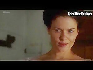 Barbara Auer in Schiller (2005) 2