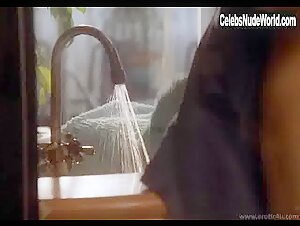 Barbara Cavallari Big boobs , Redhead in Graffiante desiderio (1993) 6