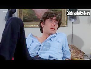 Barbara Hershey in Pursuit of Happiness (1971) 8