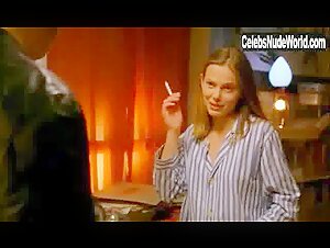 Barbora Bobulova in Ecco fatto (1998) 18