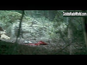 Barbara Goenaga in Los cronocrimenes (2007) 3