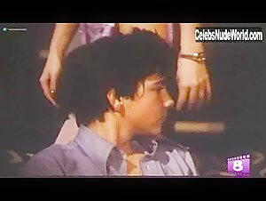 Barbara Rey in El periscopio (1979) 14