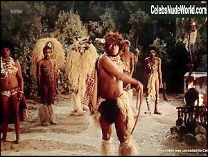 Barbara Rey in La noche de los brujos (1974) 9