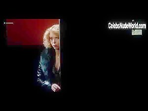 Beatrice Harnois in Change pas de main (1975) 6