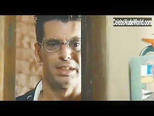 Belen Fabra in Canciones de amor en Lolita's Club (2007) 15