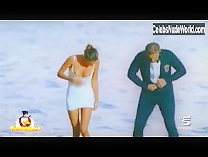Belen Rodriguez in Paperissima (2010) 16