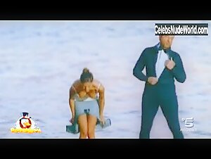 Belen Rodriguez in Paperissima (2010) 18