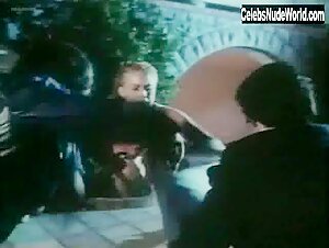 Belinda Mayne in Vivre pour survivre (1984) 19