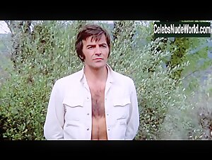 Betsabe Ruiz in Las garras de Lorelei (1973) 5